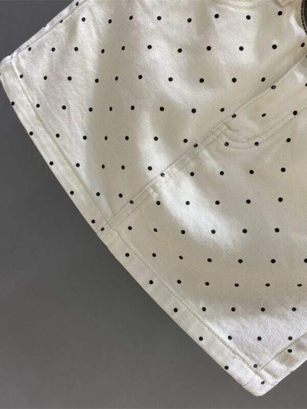 Fashionable polka dot high waisted denim short skirt - Image 3