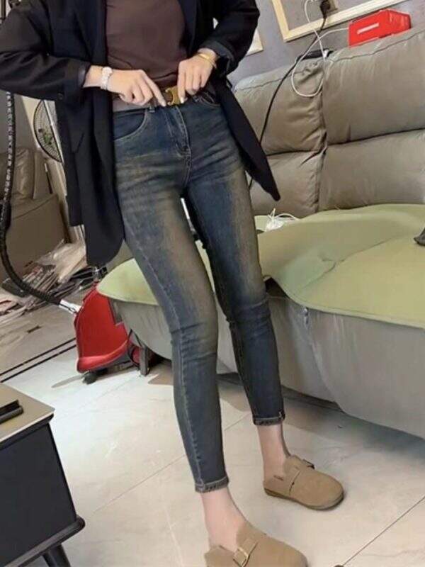 Thin and petite figure, nine point cigarette tube pants - Image 3