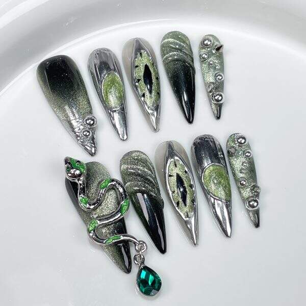 European style wearable nails - Image 1