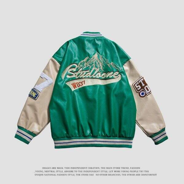 Loose baseball uniform trend - Image 3