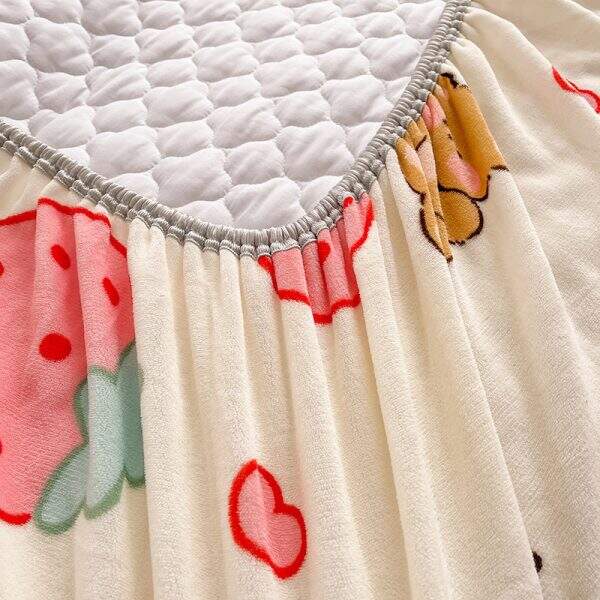 Milk velvet duvet cover with cotton bed sheet - Image 3