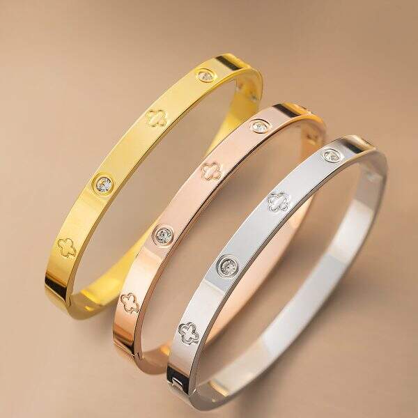 Minimally designed high-end bracelet - Image 1