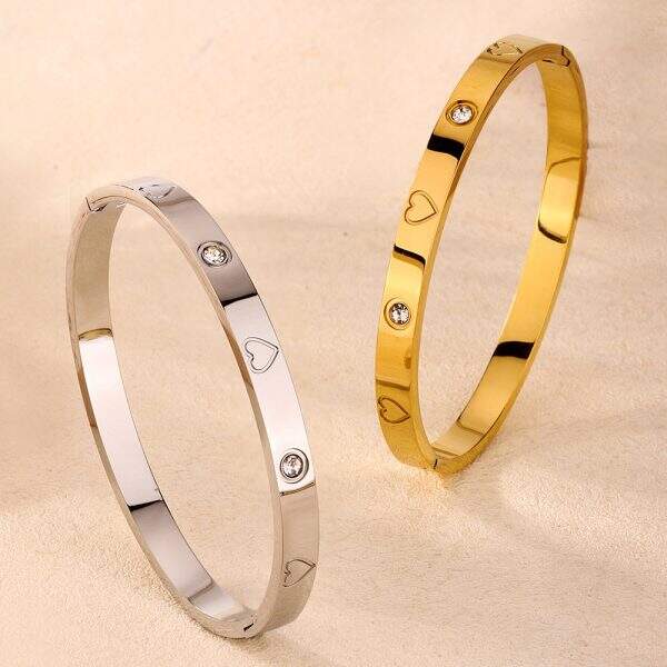 Minimally designed high-end bracelet - Image 6