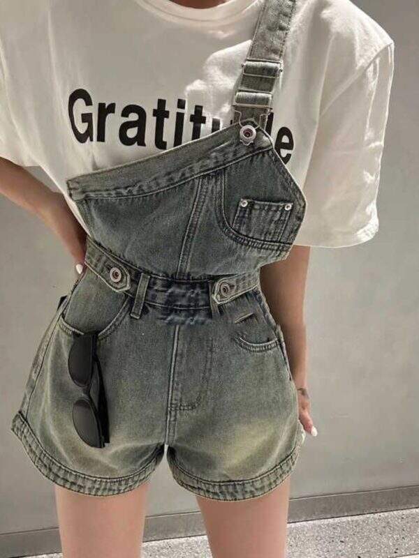 Hot girl jumpsuit shorts - Image 1