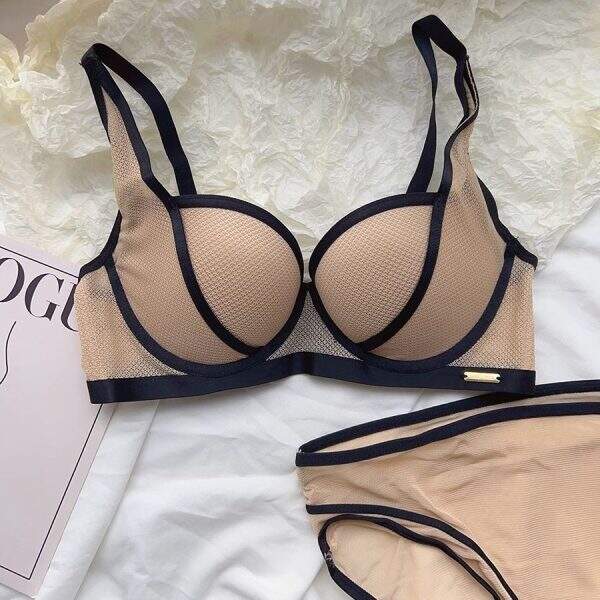 New Butterfly Cup Bra Set - Image 2