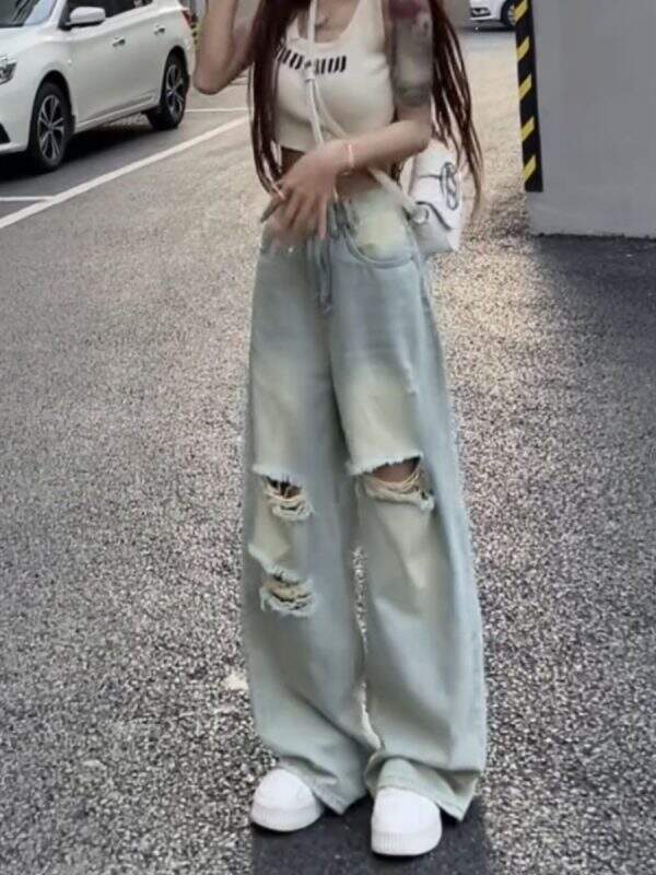 High waisted loose ripped jeans - Image 2