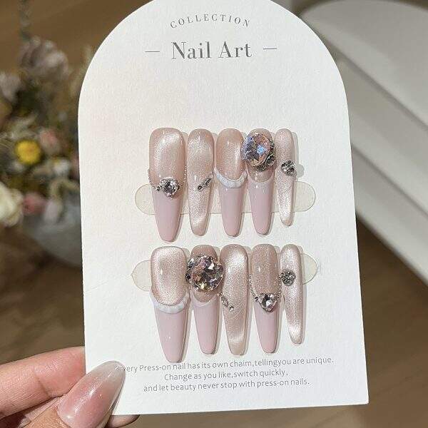 Girl wearable nails - Image 1