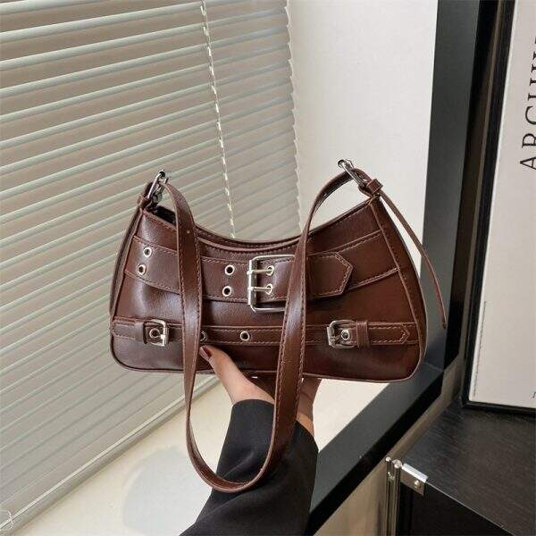 Retro spicy girl crossbody bag - Image 3