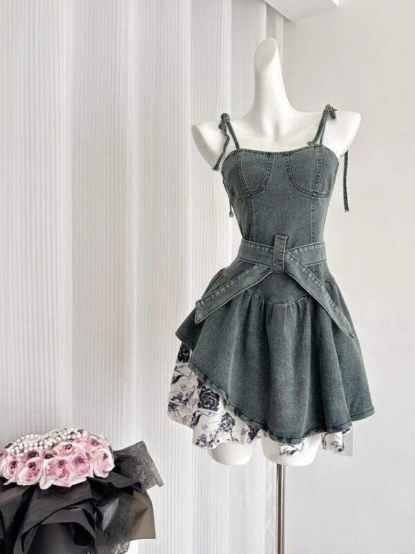 Waist up suspender denim dress - Image 2