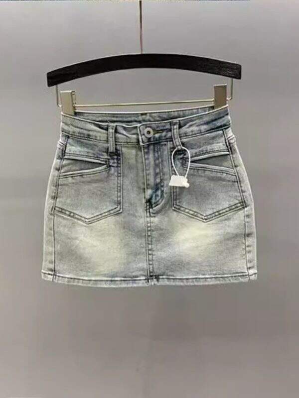 A-line hip hugging skirt - Image 1