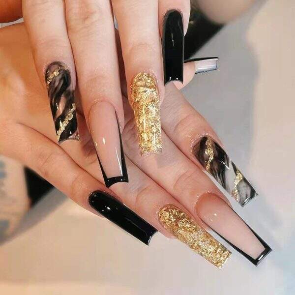 wearable nails - Image 1