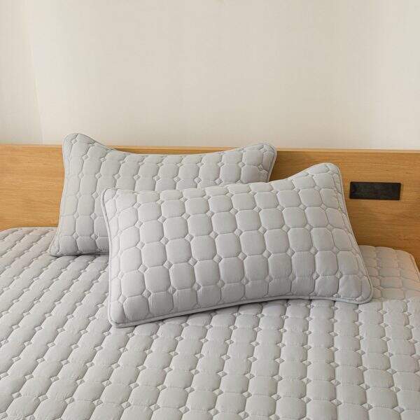 New A-class solid color anti slip mattress with cotton clip - Image 4