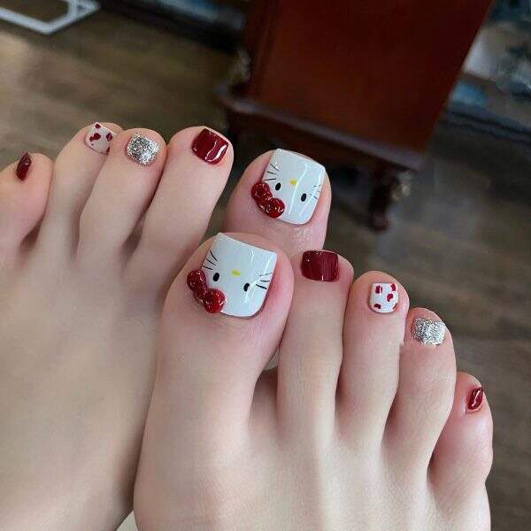 Red Kitty wearable nails - Image 1