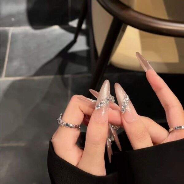 wearable nails - Image 3