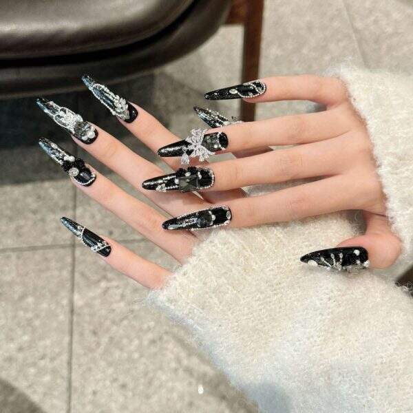 wearable nails - Image 3