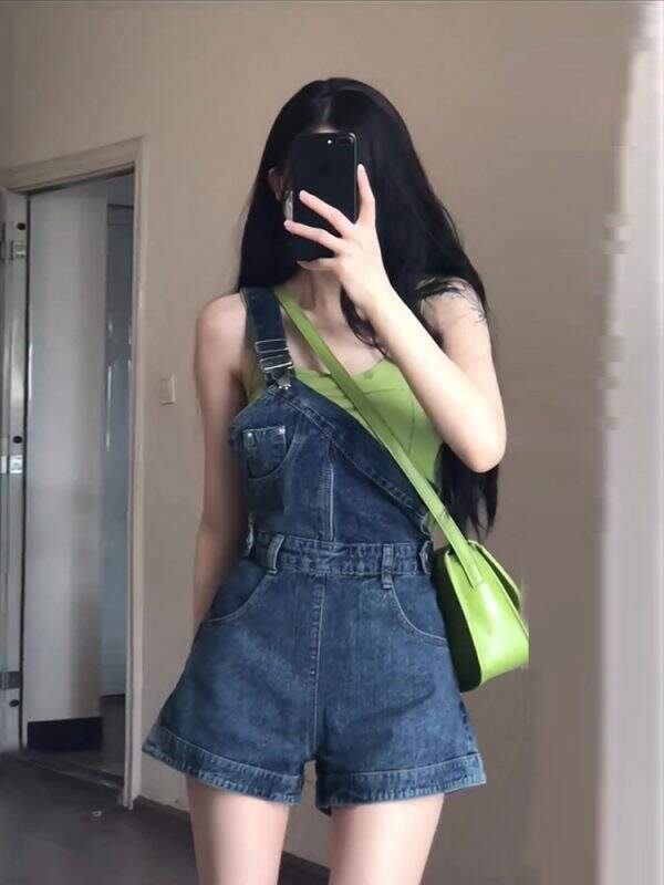 Casual shoulder strap denim shorts - Image 2
