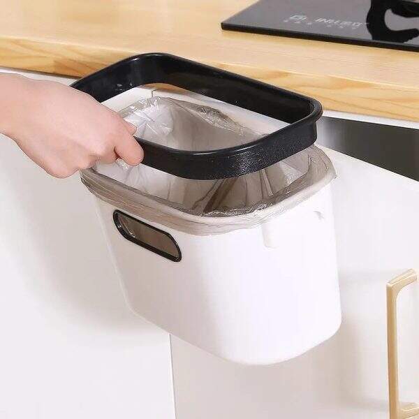 Kitchen wall mounted garbage bin - Image 4