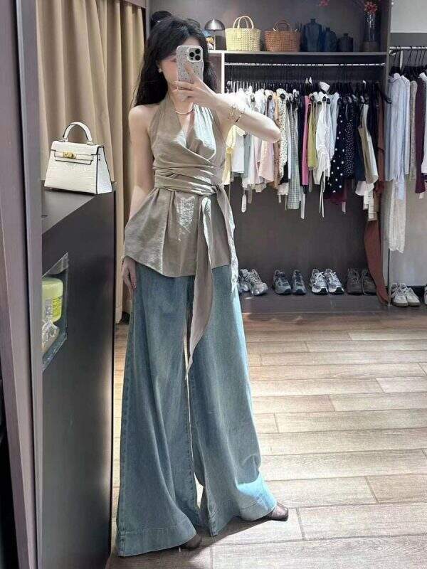 Vintage washed wide leg jeans - Image 4