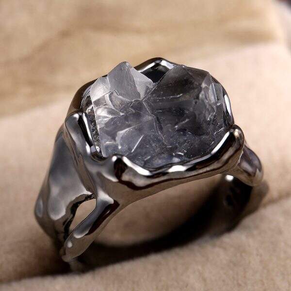 Creative personality imitation irregular crystal ring - Image 2