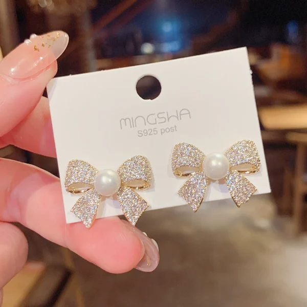 Micro inlaid bowtie earrings - Image 2