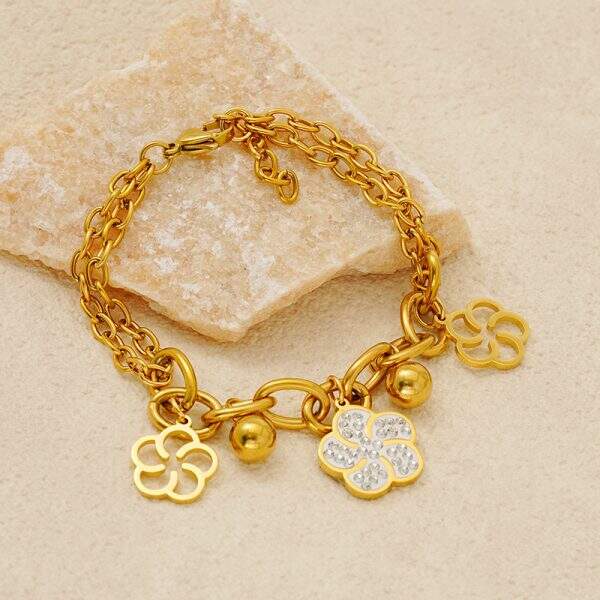 Flower-shaped diamond bracelet - Image 1