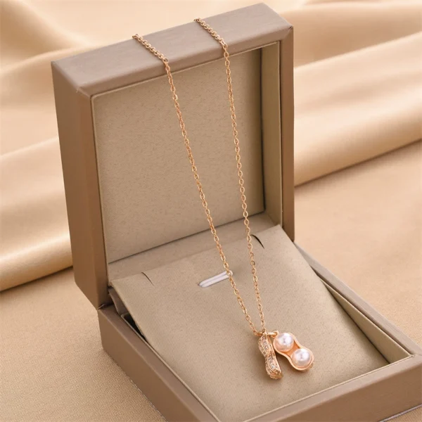 Outlet clearance vintage peanut pendant necklace - Image 4