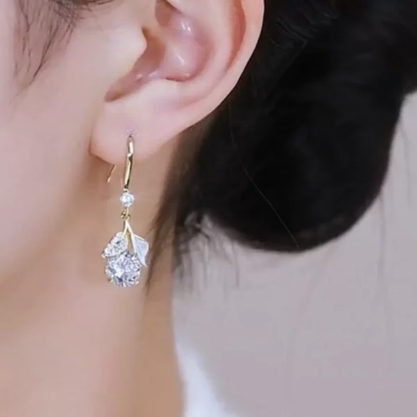 Apricot leaf earrings - Image 3