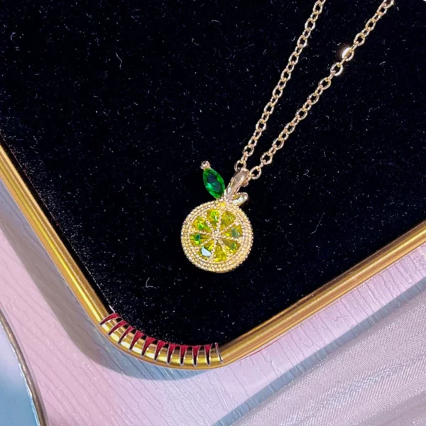 Outlet clearance lemon set green diamond necklace - Image 2