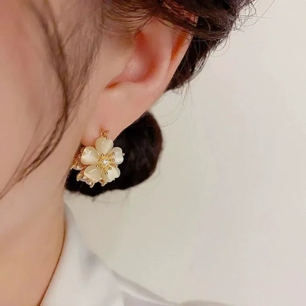 Cang Light Luxury Double sided Flower Ears - Image 3
