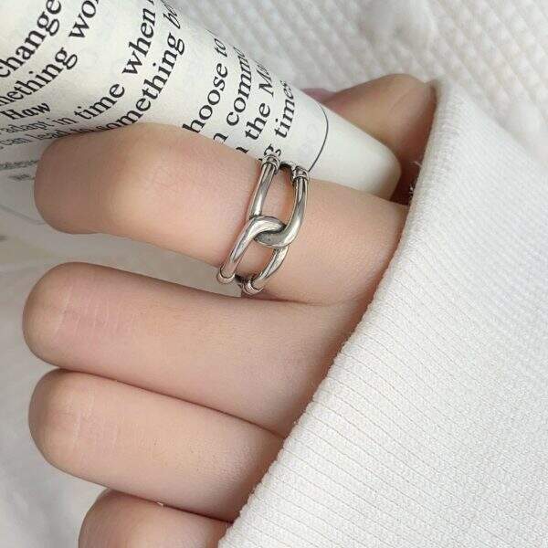 Korean style cross chain ring for women - Image 3