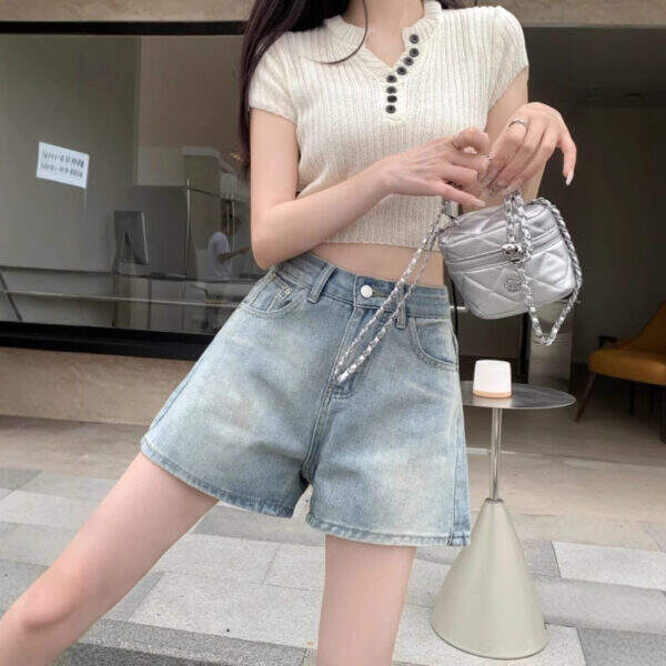 Shorts for women - Image 3