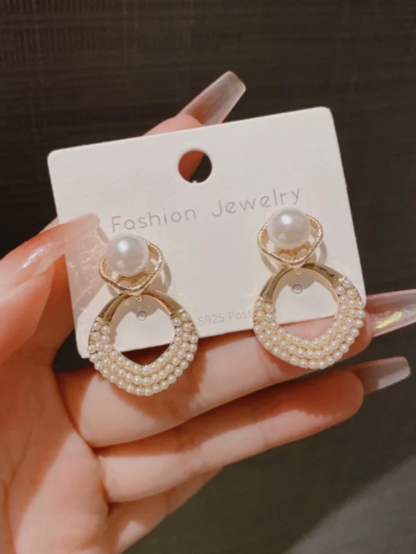 French diamond shaped pearl ears - Image 1