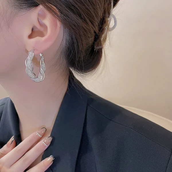 Circle earrings, outlets, women's accessories - Image 2
