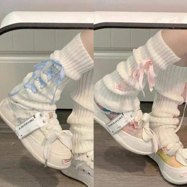 Grid pattern bow tie strap pile sock treasure - Image 1