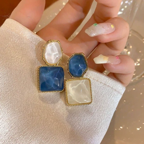 Irregular blue earrings - Image 1