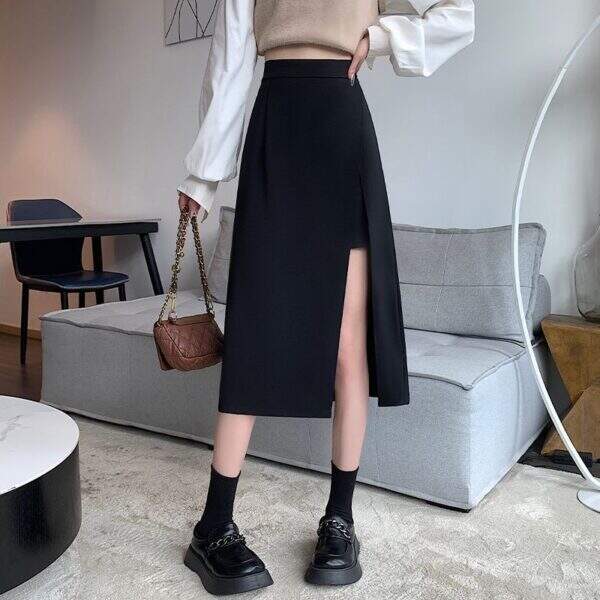 Black Half length Skirt with No Split, High - Image 2