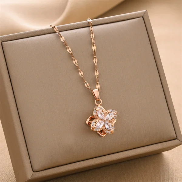 Outlet Clearance Rotating Clover Necklace Outlets - Image 2