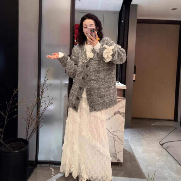White women's long skirt - Image 3