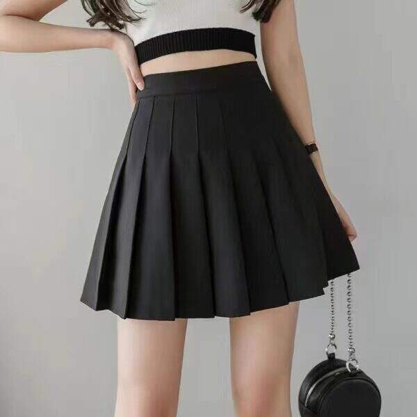 Short skirt with college style and built-in anti - Image 4