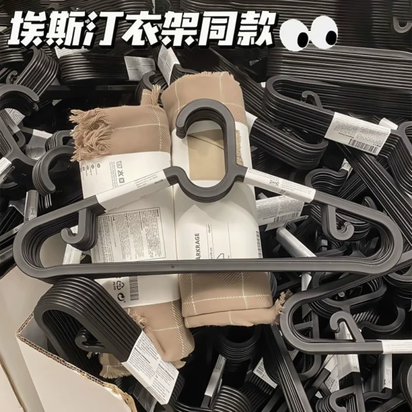 minimalist plastic clothes hanger - Image 2