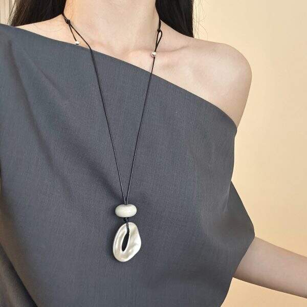 Unique fashion necklace - Image 3