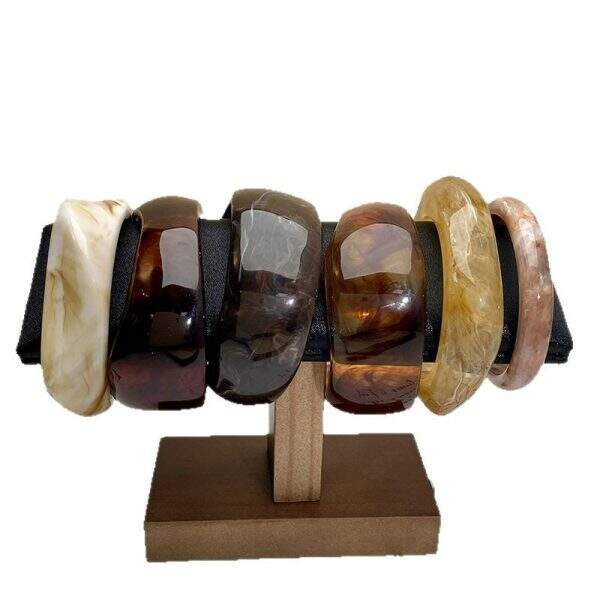 Acrylic bracelet - Image 5