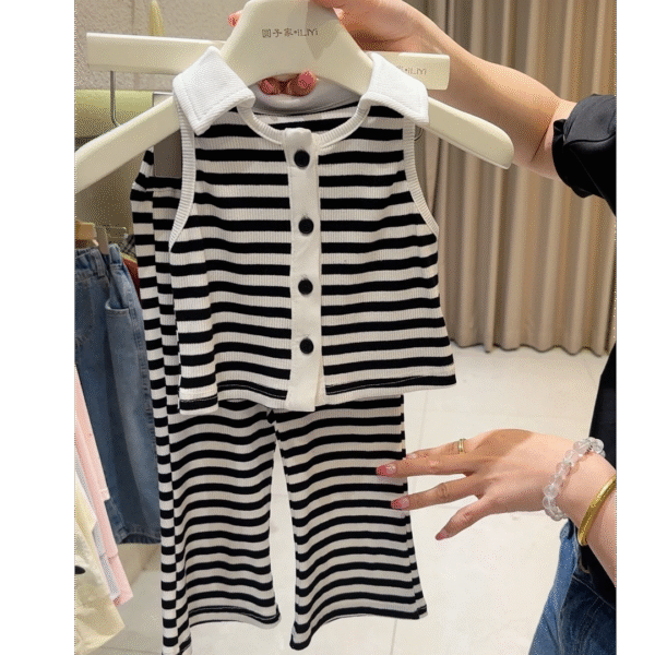 Girls' Fashion Set - Image 2