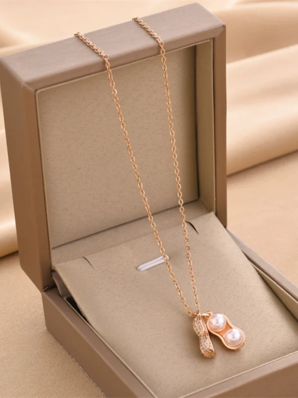 Peanut pendant necklace - Image 4