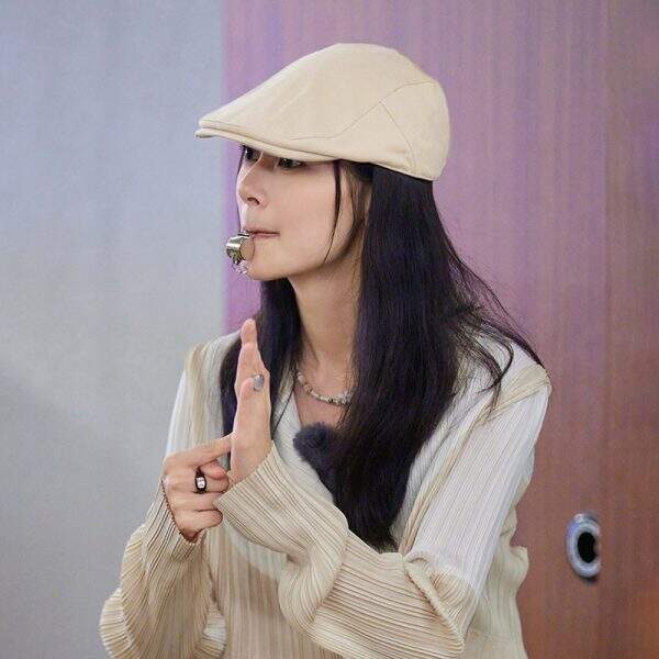 Retro wide brimmed hat - Image 2