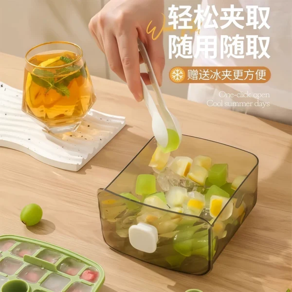Press the ice cube in the ice tray - Image 4