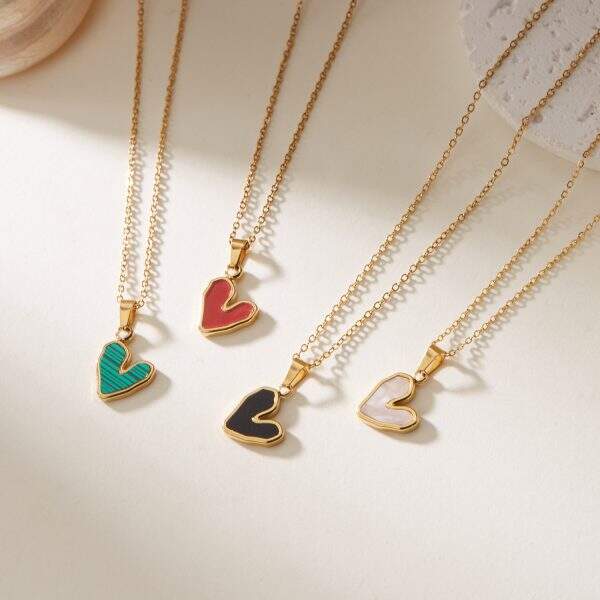 gold necklace - Image 1