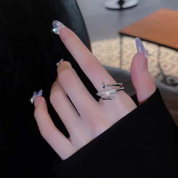 Design a Light Luxury Ring for Women - Image 4