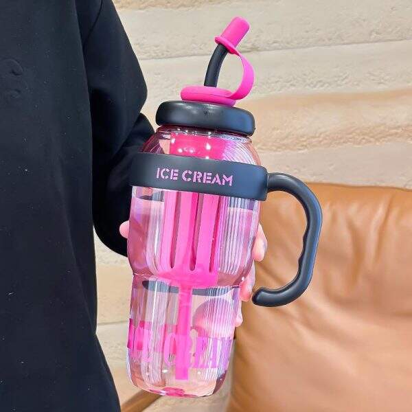 Glass with handle and straw - Image 2