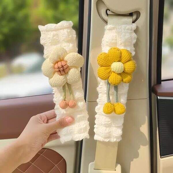 Car child safety belt adjustment anchor - Image 1